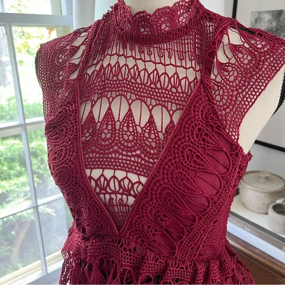 Self Portrait Teardrop Guipure Lace Dress Burgundy - Picture 9 of 10